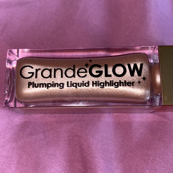 GrandeGlow plumping liquid highlighter - Picture 8 of 11